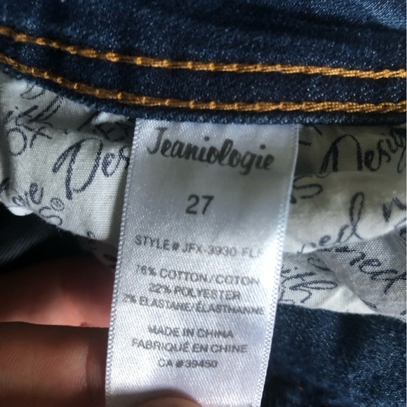 3/$30 - FOXY JEANS denim distressed look shorts - Picture 4 of 5